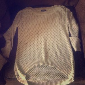 Women’s knitted top with gold glitter